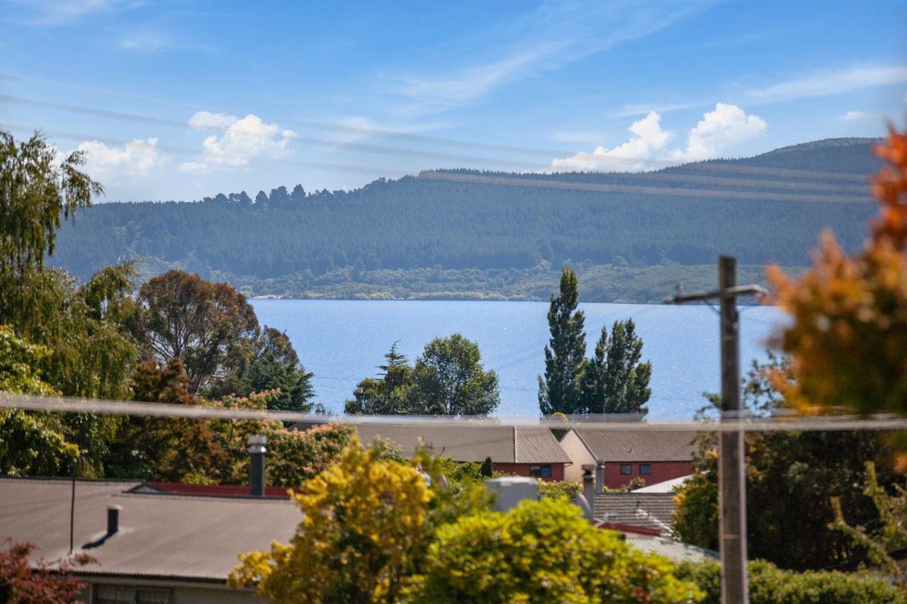 Lake Vista At Two Mile Bay- Taupo Central Home Екстер'єр фото